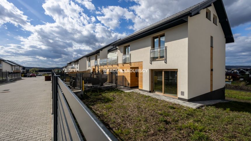 Skotniki -nowe osiedle domów w wysokim standardzie miniaturka 8
