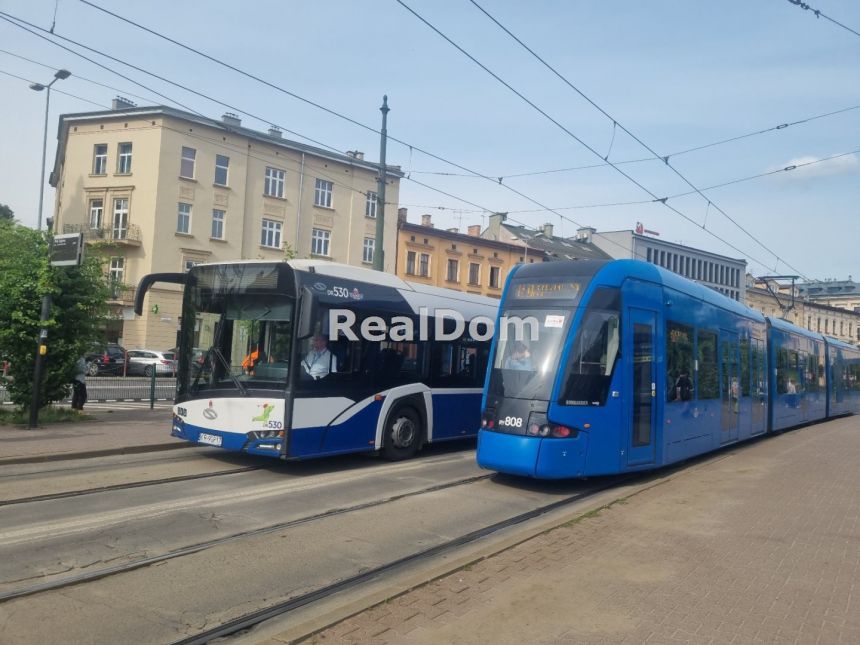 2 pokojowe mieszkanie w centrum Krakowa + piwnica miniaturka 9