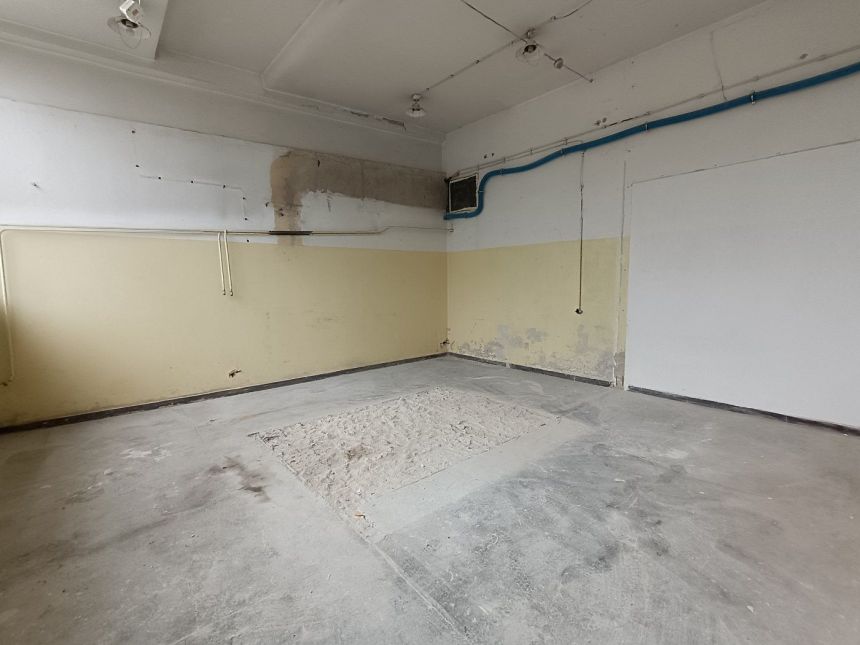 Hala około 120 m2, Pod Telegrafem - zdjęcie 1