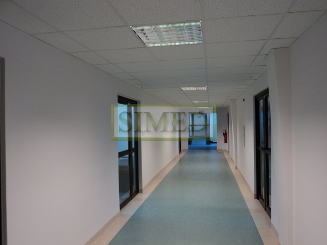 2 POKOJE 35  m 2 wysokość 4,5 m dostep 24h miniaturka 5