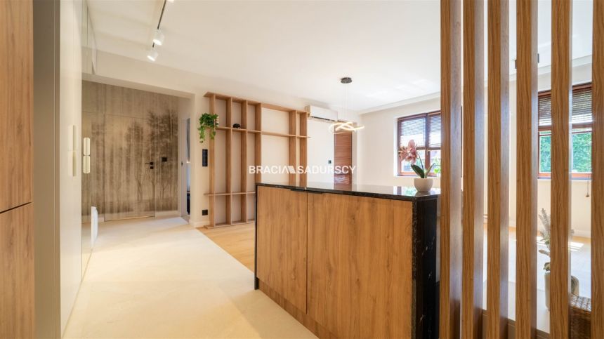 Wola Justowska apartament z miejscem postojowym miniaturka 21