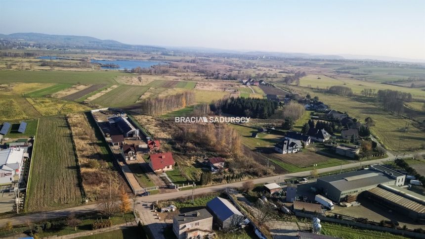 Działka / jednorodzinna - bliźniacza  / 60 ar miniaturka 2