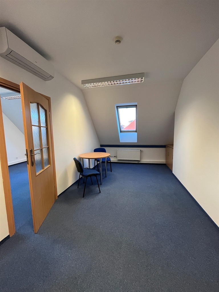 Wynajem Lokal użytk.usług.-biurowy 67 m2. Centrum miniaturka 4