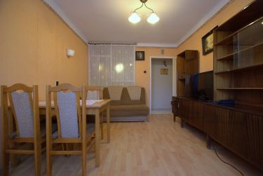 2 pokoje, do remontu, 3 piętro, KSM ul. Mazurska