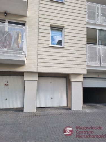 GARAŻ USYTUOWANY W PRZYZIEMIU UL. ODKRYTA 56A