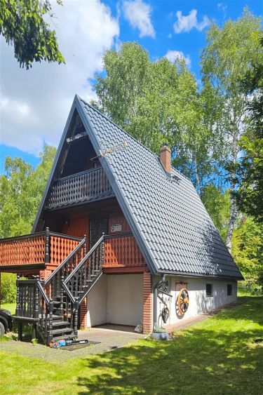 Dom letniskowy na Kaszubach - blisko jeziora!