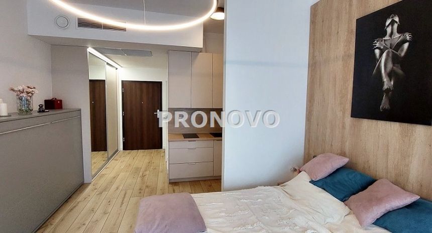 Apartament kawalerka Hanza Tower miniaturka 3