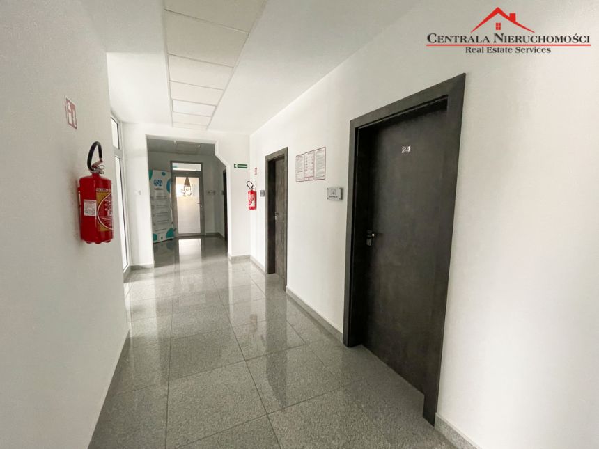Lokal biurowy 70m2 na parterze miniaturka 10