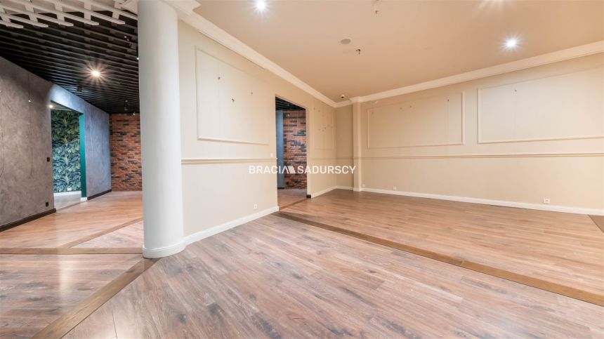 Lokal użytkowy- 340m2, rejon ul. Zakopiańskiej miniaturka 33