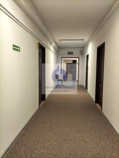 Włochy: biuro 46,50 m2 miniaturka 8