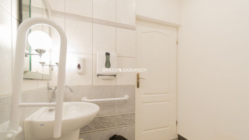 Atrakcyjny lokal w pobliżu Ronda Mogilskiego miniaturka 27