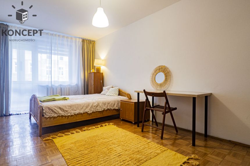 Rozkładowe 3 pokoje, duży balkon - Żeromskiego miniaturka 2