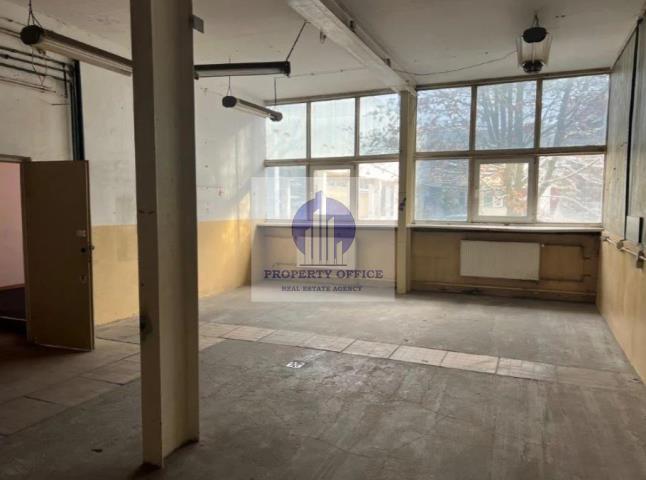 Bielany: magazyn 70,68m2 miniaturka 3