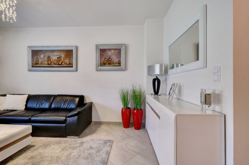Bezczynszowe, z ogródkiem 150 m2 i garażem 17 m2 miniaturka 8