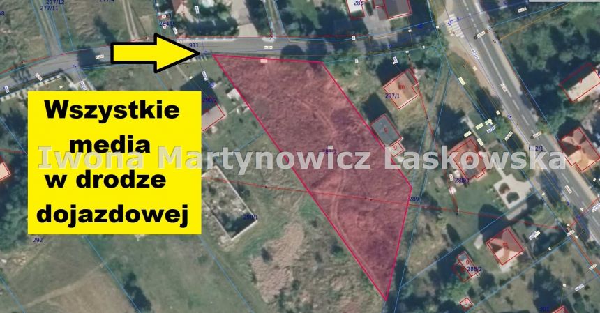 Działka budowlana w centrum Lisowic - zdjęcie 1