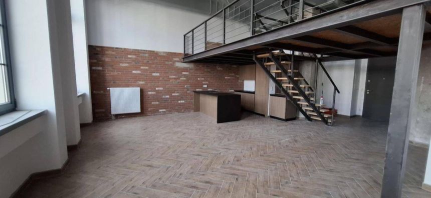 mieszkanie typu loft - zdjęcie 1