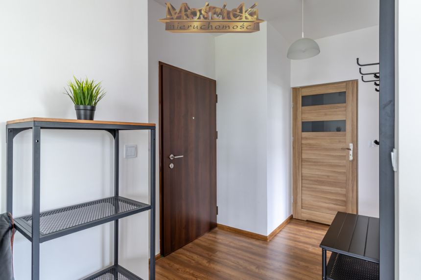 Ciche dwa pokoje z ogródkiem na Woli miniaturka 8