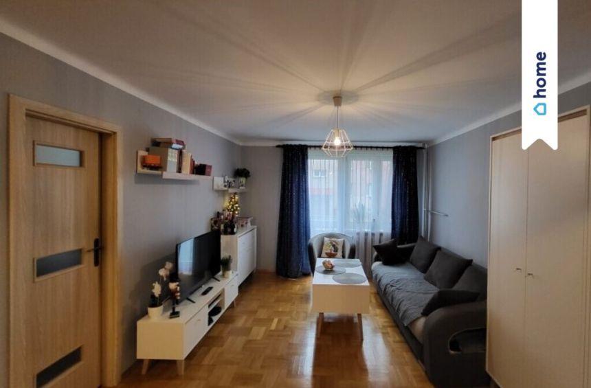 Komfortowe 2 - pokojowe mieszkanie w centrum - zdjęcie 1