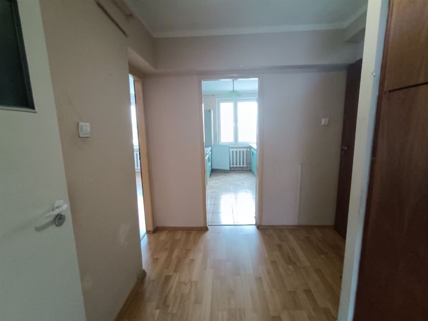 2 pokoje, widna kuchnia, II piętro, balkon ul.Hoża miniaturka 11