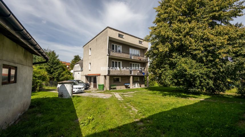 Inwestycja, duża działka z domem, inne budynki miniaturka 10