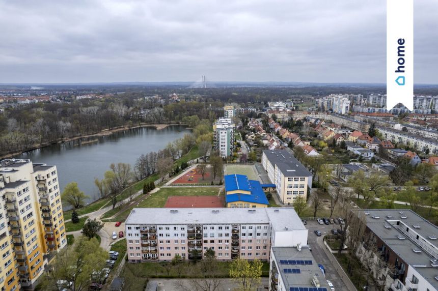 Przestronne mieszkanie z widokiem na staw miniaturka 15