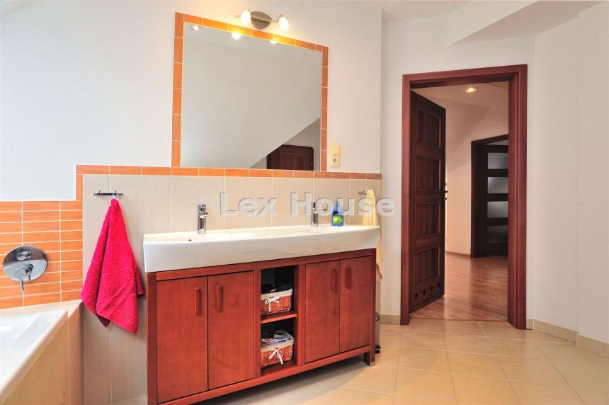 Sprzedam dom przy granicy Puszczy Bukowej w Płoni. miniaturka 28