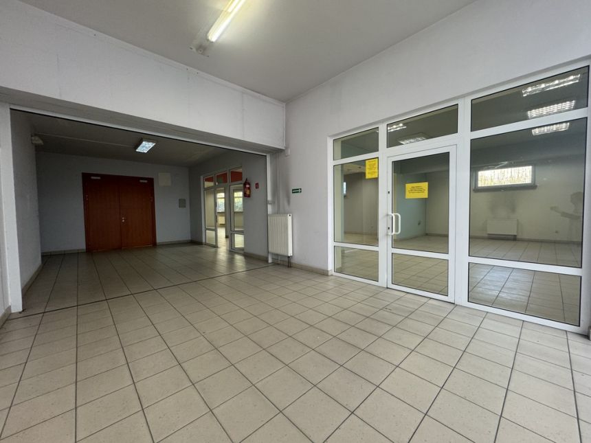 Jędrzejów, ul. Głowackiego | Lokale na wynajem miniaturka 4