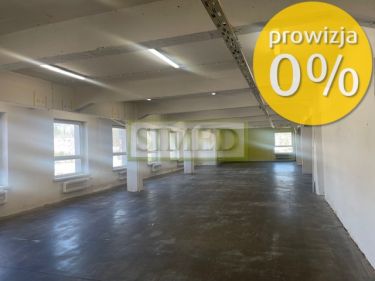 Otawrta przestrzeń ,rampa,winda towarowa,dostęp24h