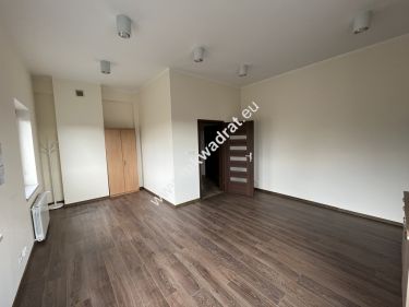 Lokal biurowy 65m2 wszystkie MEDia m-ca Parkingowe