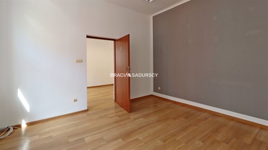 Tarnów, 1 310 zł, 52.21 m2, do adaptacji miniaturka 8
