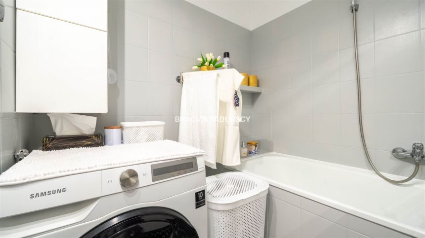 GUSTOWNE, ZADBANE,  2-POKOJOWE Z ODDZIELNĄ KUCHNIĄ miniaturka 17