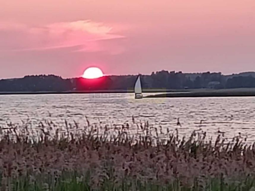 SZWJM, z linią brzegową, pod hotel,  ok.39 000PUM - zdjęcie 1