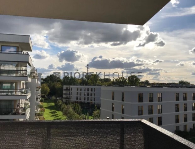 4-pokojowe mieszkanie z balkonem na Żoliborzu miniaturka 2