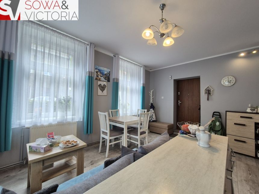 Przytulna i gotowa do zamieszkania nieruchomość. miniaturka 2