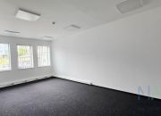 2 pokojowy lokal w biurowcu na parterze miniaturka 4