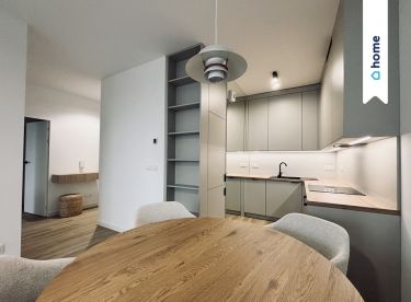 Nowy, wyposażony apartament w I Dzielnicy, Centrum