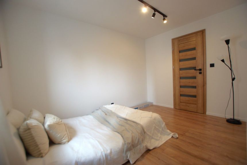 3 pokojem, balkon, winda, centrum - ul. Nowy Świat miniaturka 6