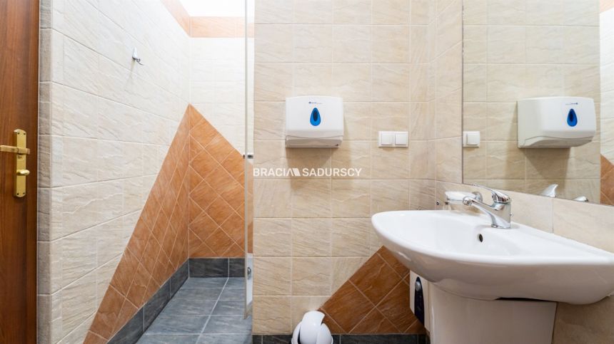 komfortowe biuro 90 m² dla firm miniaturka 17