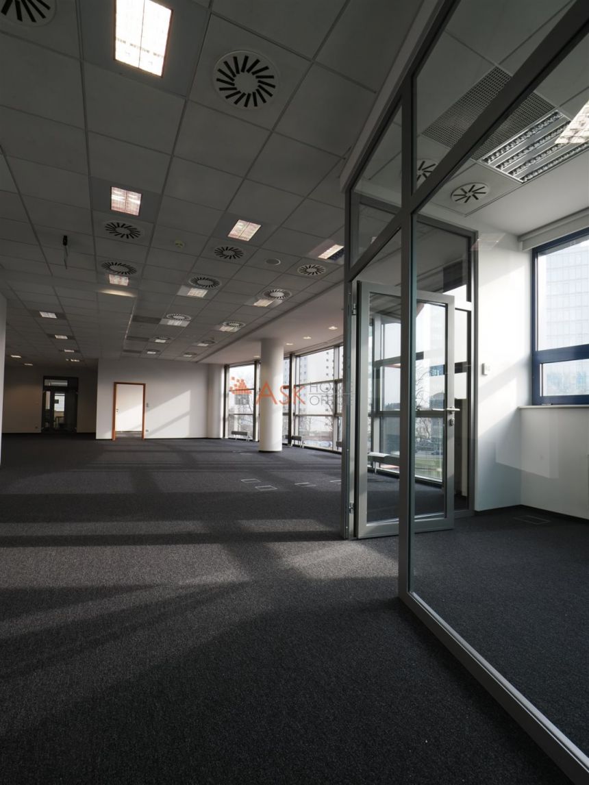 Wrocław Fabryczna, 8 760 zł, 146 m2, do odświeżenia miniaturka 2