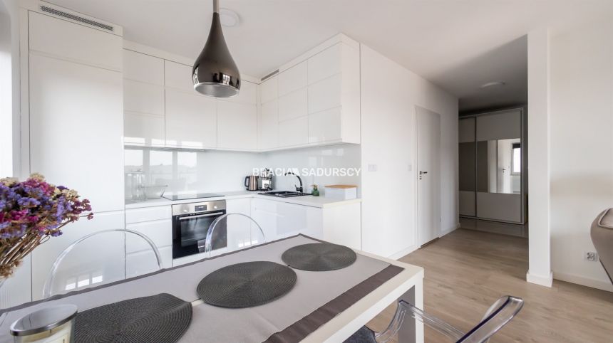 Al. 29 listopada | 2 pok. | duży balkon | nowe miniaturka 15
