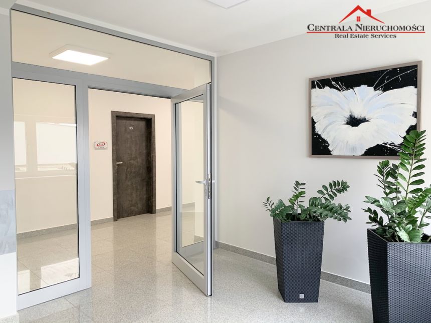 Lokal biurowy 70m2 na parterze miniaturka 12