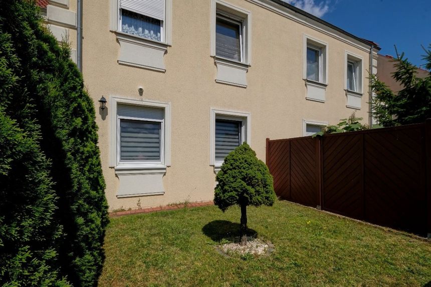 Bezczynszowe, z ogródkiem 150 m2 i garażem 17 m2 miniaturka 22