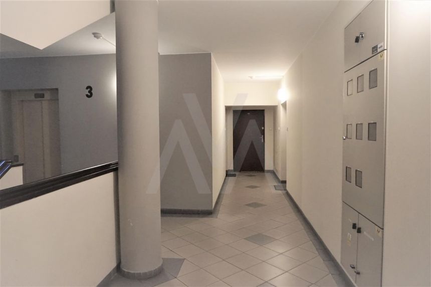 2 pokoje + balkon + hala garażowa miniaturka 11