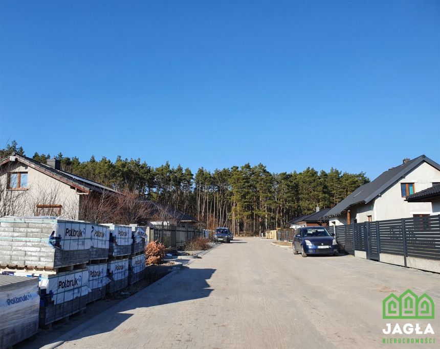 Murowaniec działka 880m2 -wylane fundamenty miniaturka 3