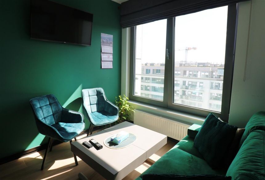 Wygodny apartament z widokiem na panoramę Gdyni miniaturka 8