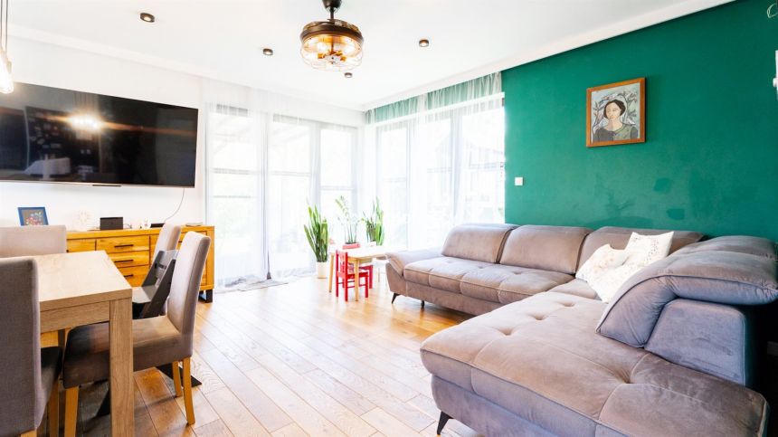 Garaż, ogród i świetna komunikacja. 5 pokoi, 130m2 miniaturka 3