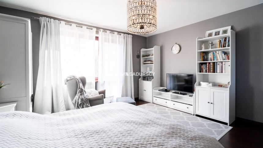 Duży dom z garażem. Wieliczka. Na wyłączność. miniaturka 5