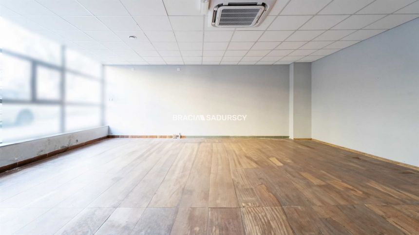 Kurdwanów lokal front 75 m2 miniaturka 2