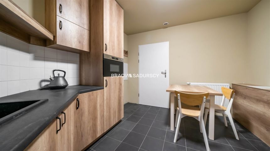Lokal użytkowy- 340m2, rejon ul. Zakopiańskiej miniaturka 36