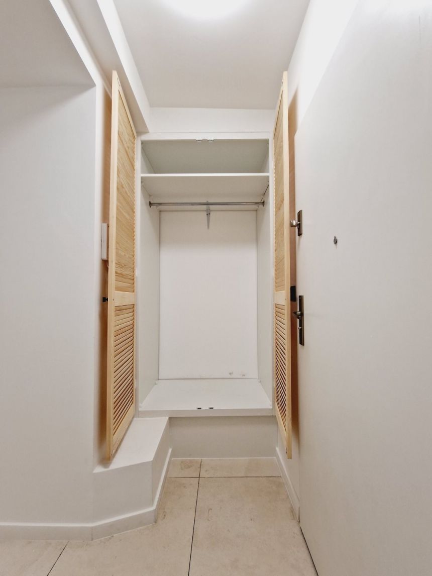 STUDIO - 20 M2 - NOWO WYKOŃCZONE - SUTERENA miniaturka 13
